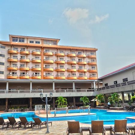 Mensvic Grand Hotel Accra Luaran gambar